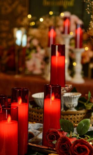 Scarlet Red Acrylic Glass LED Pillar Candles – Set of 3 Candles with a Remote